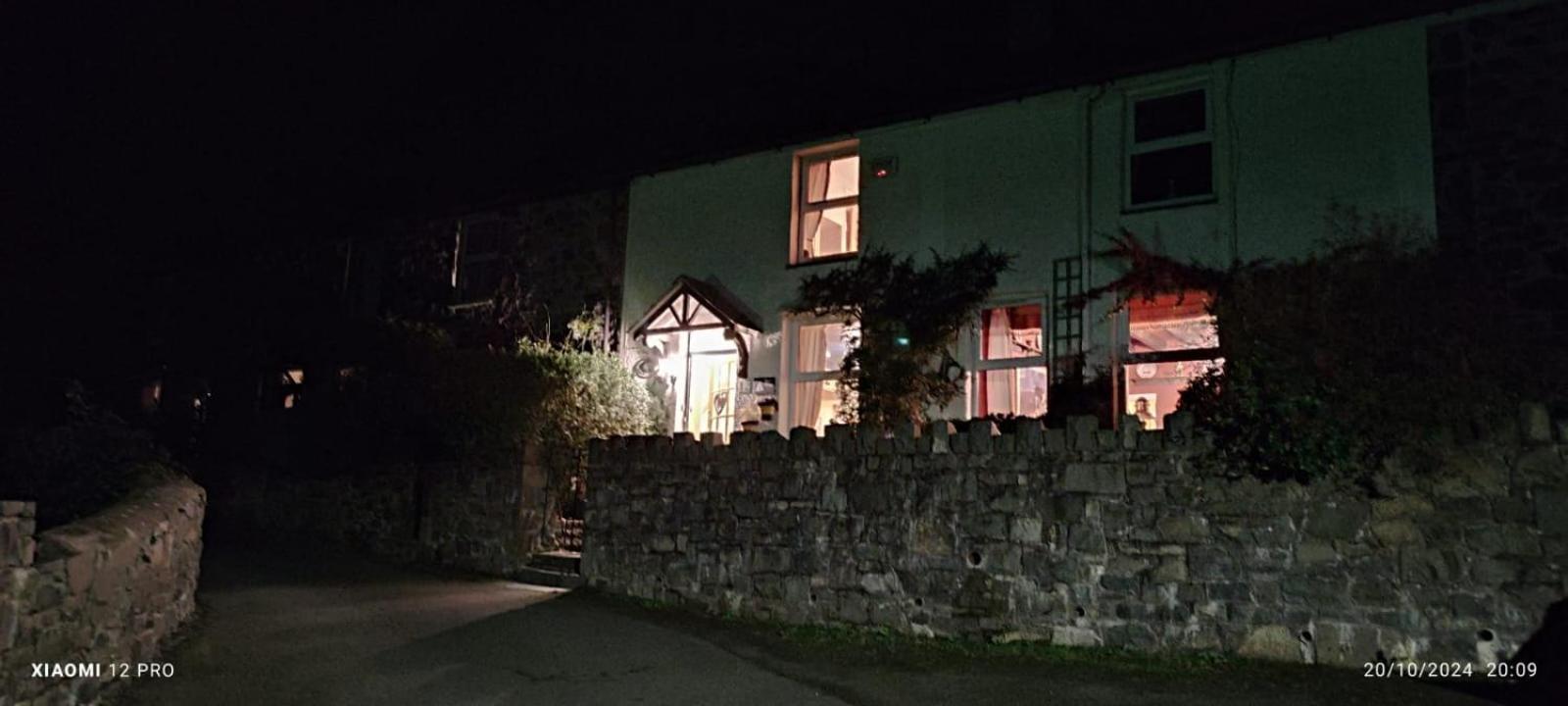 Fantastic Sea Views At Century'S Old Alma'S Cottage - Sleeps Up To 8 Guests Penmaenmawr Экстерьер фото